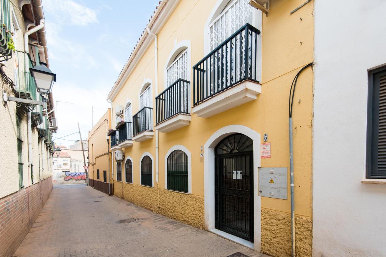 Trinidad Trafalgar, Quiet And Nice Aprtment In The Heart Of The Spanish Culture Малага Экстерьер фото